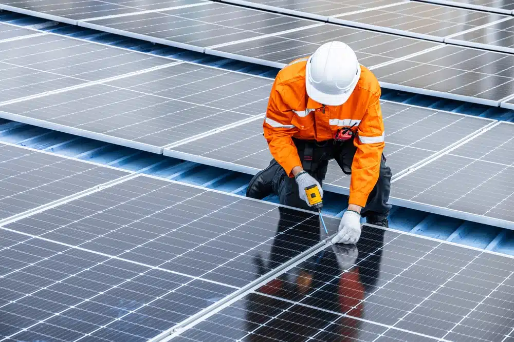 Solar panel contractors