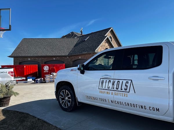 Nickols Roofing & Gutters