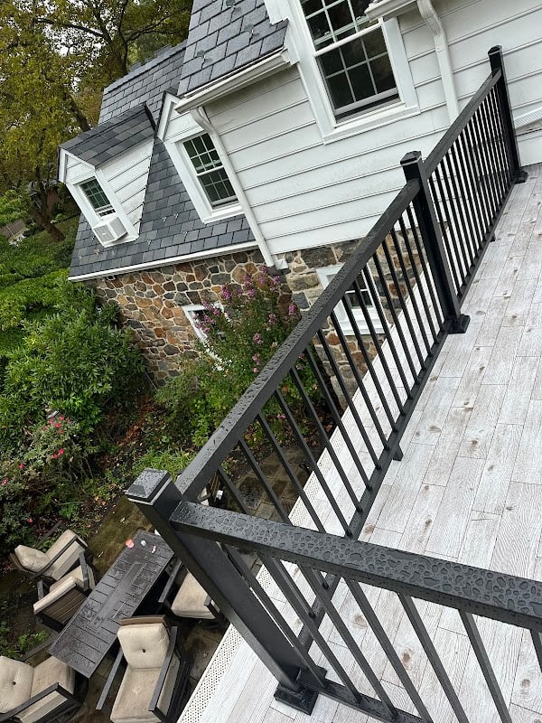 DNA Roofing and Siding